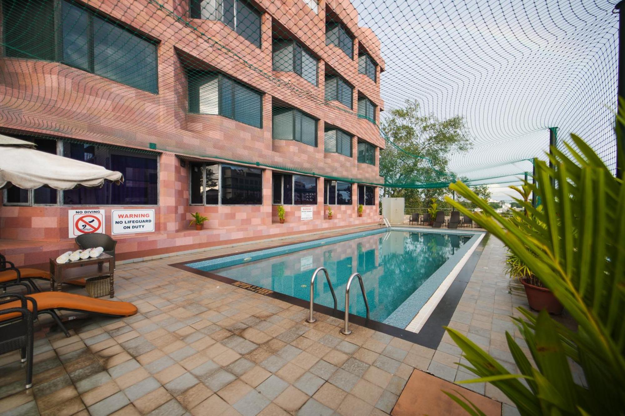 The South Park Hotel تريفِندرم المظهر الخارجي الصورة