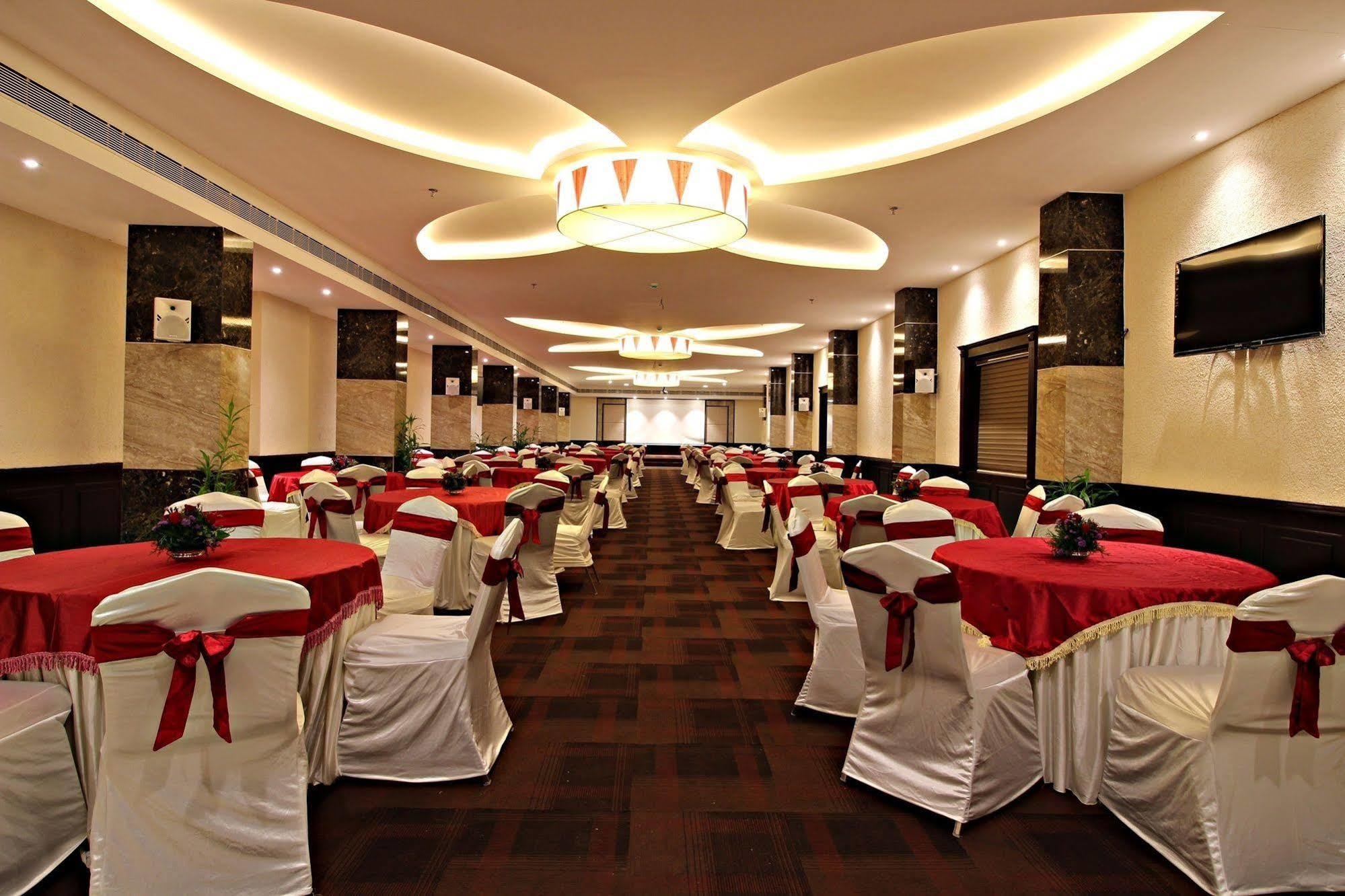 The South Park Hotel تريفِندرم المظهر الخارجي الصورة