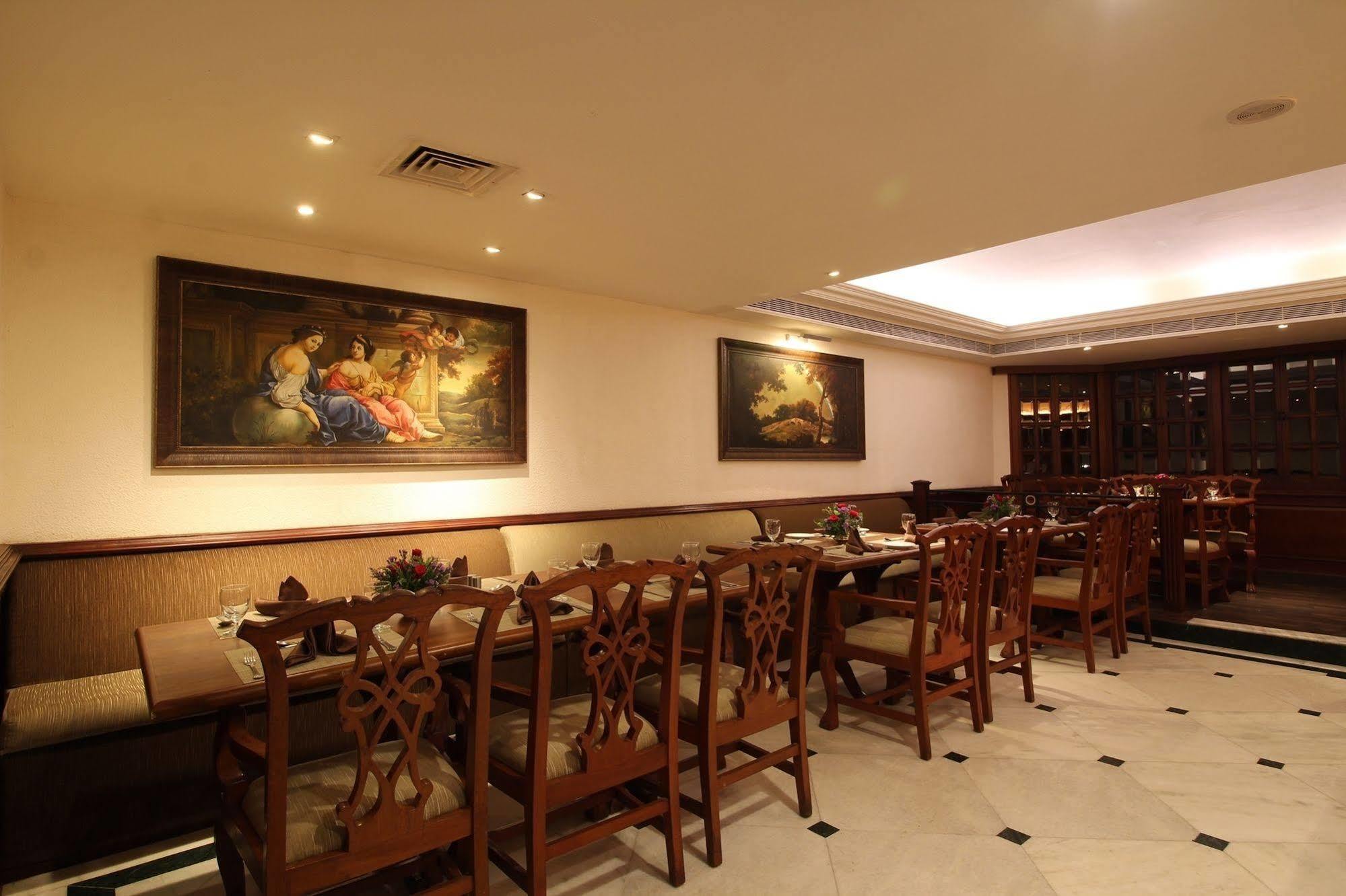 The South Park Hotel تريفِندرم المظهر الخارجي الصورة