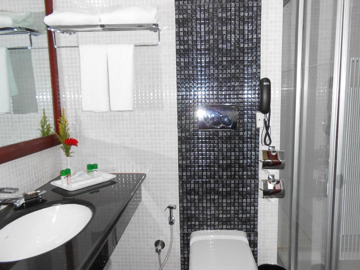 The South Park Hotel تريفِندرم المظهر الخارجي الصورة