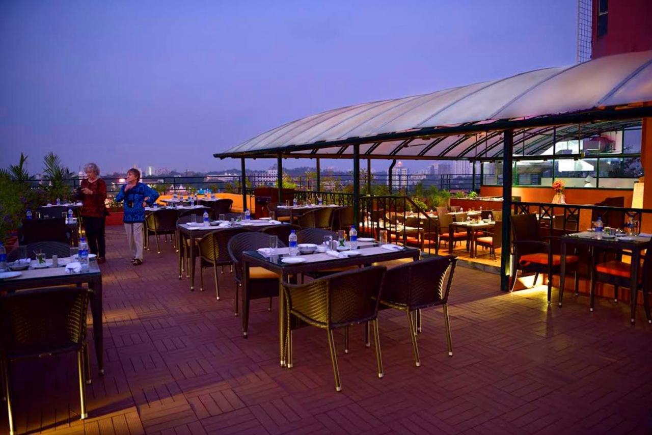 The South Park Hotel تريفِندرم المظهر الخارجي الصورة